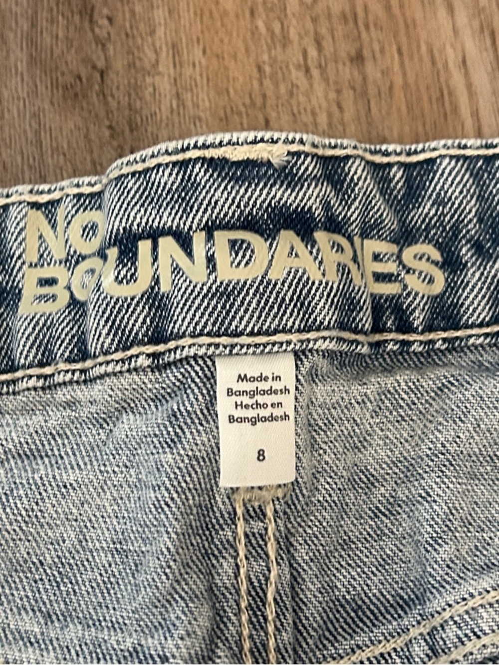 No Boundaries Light Wash Barrel Jeans with Pink Bow Accents - Picture 2 of 10